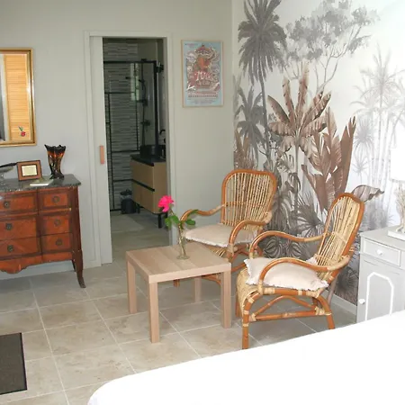 Une Chambre A La Campagne Basse-Goulaine Exterior photo